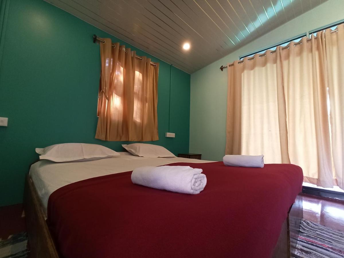 Casa Fiesta Sea Front Beach Huts Patnem Beach 外观 照片