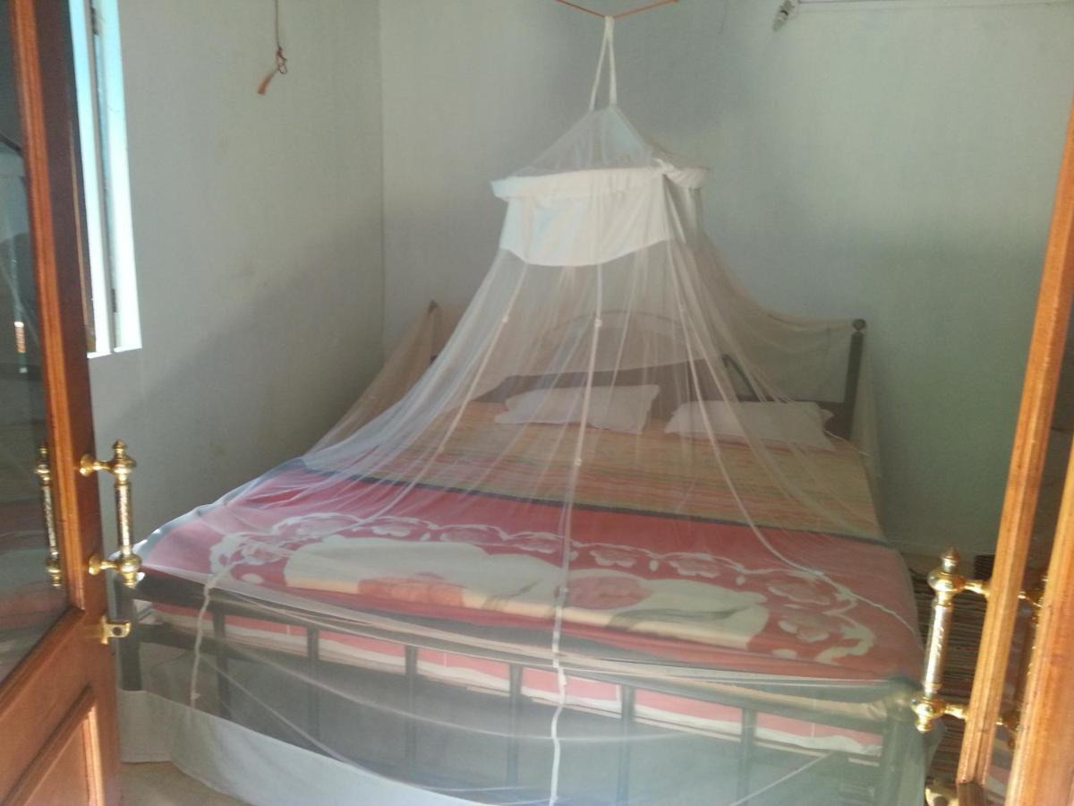 Casa Fiesta Sea Front Beach Huts Patnem Beach 外观 照片